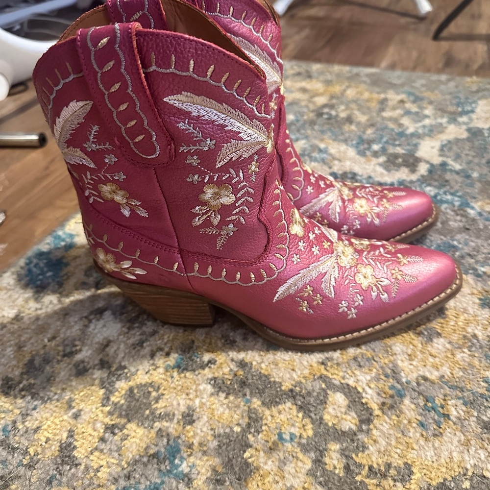 Dingo boots size 7 1/2